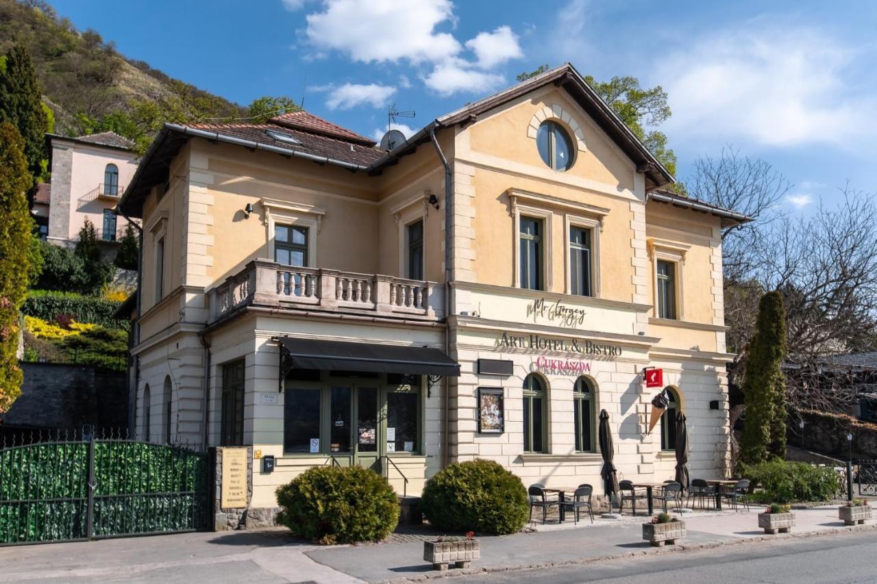 Mr Görgey Art Hotel&Pizzeria Visegrád Exterior foto